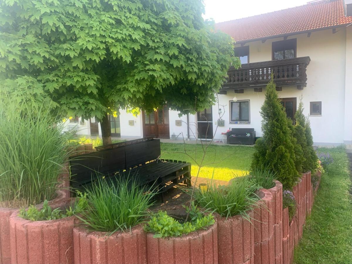 Ferienwohnung Am Ponyhof อัลเทิตทิง ภายนอก รูปภาพ